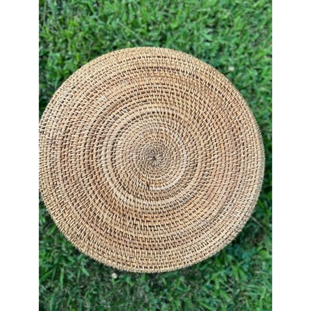 Unbranded Woven Rattan Basket Unisex OS Brown Good Handwoven Lidded Decorative